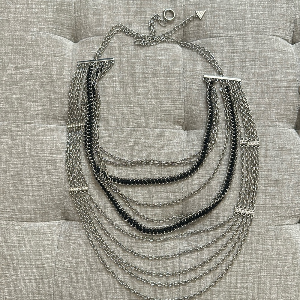 Guess drape necklace